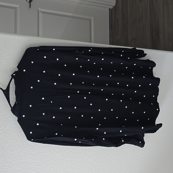 Old Navy button down blouse size large - Picture 3 of 4